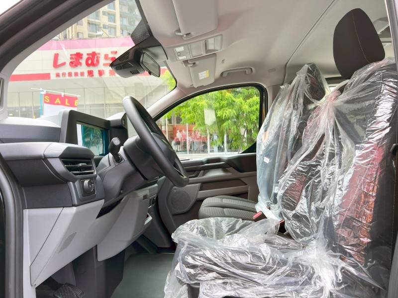 Ford/福特  Tourneo Custom 《全新領牌車》2025 Ford Tourneo Custom Kombi Trend 九座 旅行家 現車不用等 商務車 | 新北市汽車商業同業公會｜TACA優良車商聯盟｜中古、二手車買車賣車公會認證保固