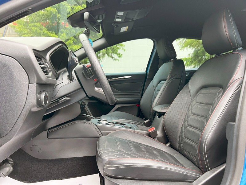 Ford/福特  Focus 《市場優質首選》2023 Ford Focus 5D ST-Line Vignale 全車超漂亮 福特 掀背車 熱門車 | 新北市汽車商業同業公會｜TACA優良車商聯盟｜中古、二手車買車賣車公會認證保固