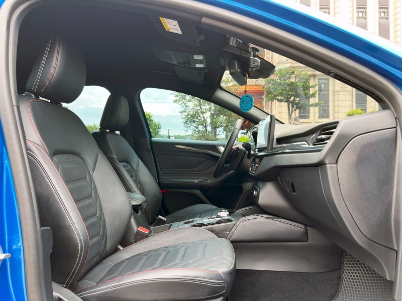 Ford/福特  Focus 《市場優質首選》2023 Ford Focus 5D ST-Line Vignale 全車超漂亮 福特 掀背車 熱門車 | 新北市汽車商業同業公會｜TACA優良車商聯盟｜中古、二手車買車賣車公會認證保固