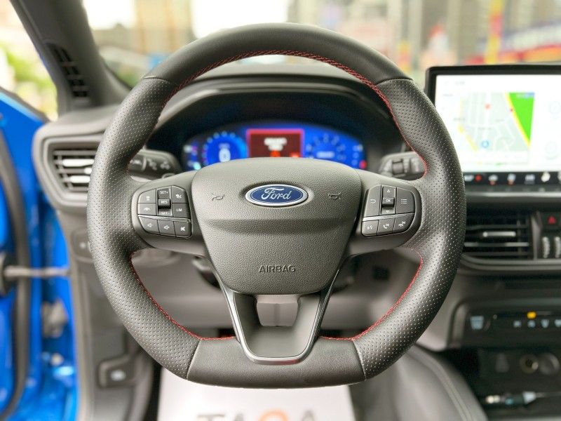 Ford/福特  Focus 《市場優質首選》2023 Ford Focus 5D ST-Line Vignale 全車超漂亮 福特 掀背車 熱門車 | 新北市汽車商業同業公會｜TACA優良車商聯盟｜中古、二手車買車賣車公會認證保固