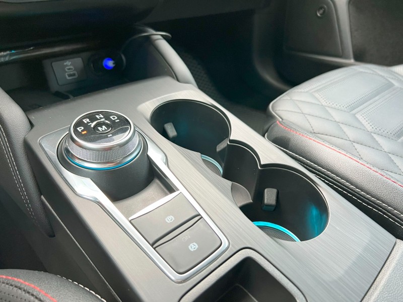 Ford/福特  Focus 《市場優質首選》2023 Ford Focus 5D ST-Line Vignale 全車超漂亮 福特 掀背車 熱門車 | 新北市汽車商業同業公會｜TACA優良車商聯盟｜中古、二手車買車賣車公會認證保固