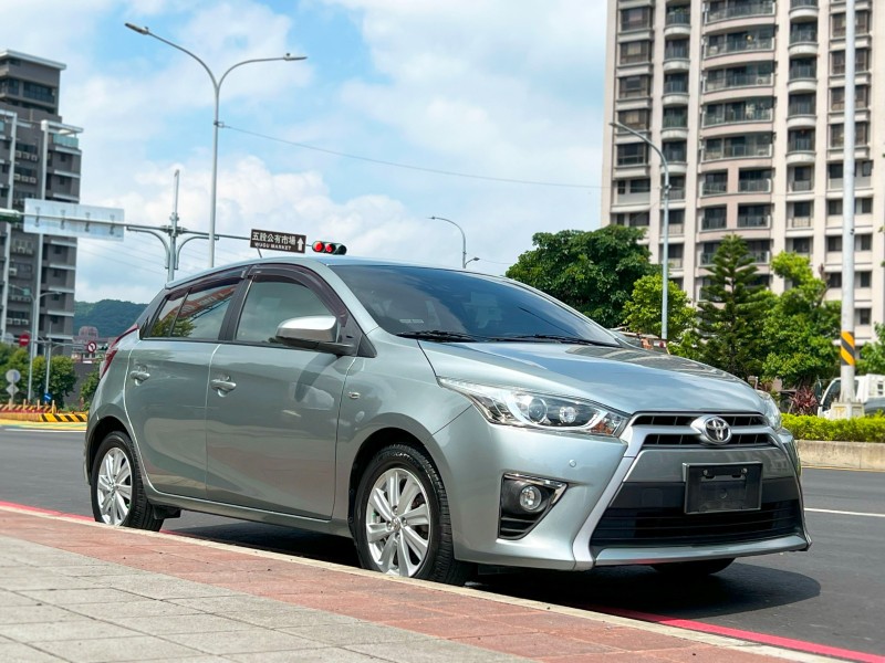 Toyota  Yaris 《市場最佳首選》2016 Toyota Yaris 1.5 經典款 只跑6萬公里 全車超漂亮 豐田 大鴨 掀背車 熱門車 | 新北市汽車商業同業公會｜TACA優良車商聯盟｜中古、二手車買車賣車公會認證保固
