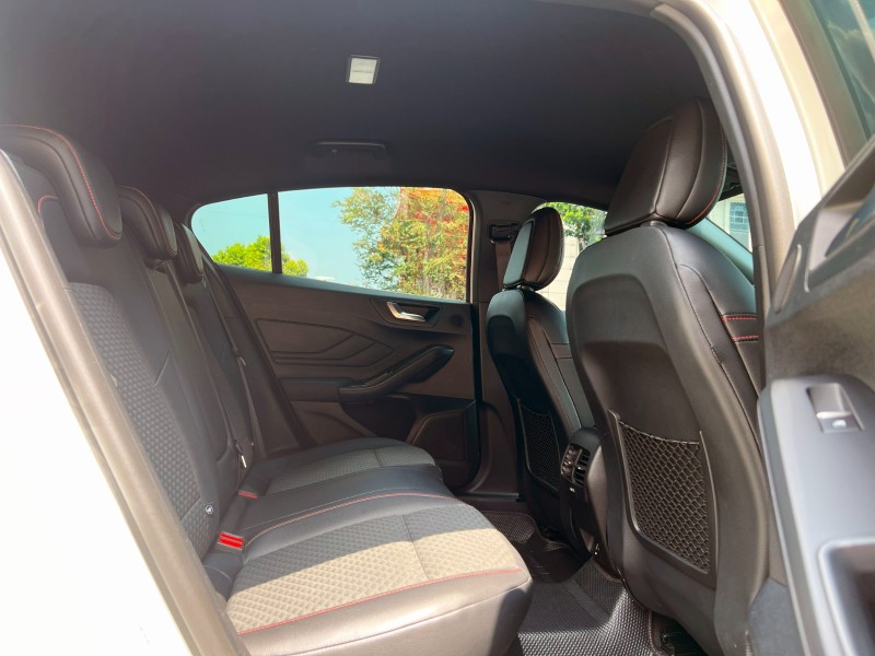 Ford/福特  Focus 《特價出清》2020 Ford Focus 5D ST-Line Lommel 全車如新 MK4 福特 熱門車 掀背車 | 新北市汽車商業同業公會｜TACA優良車商聯盟｜中古、二手車買車賣車公會認證保固