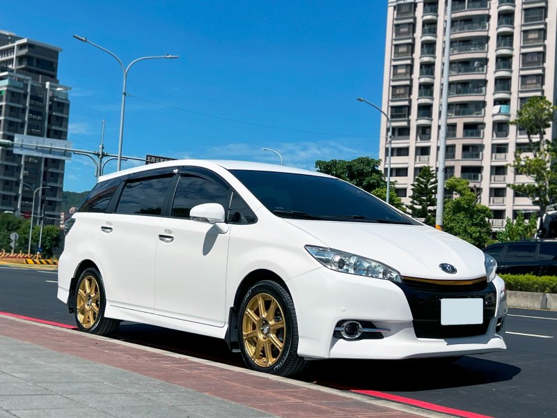 Toyota  Wish 《市場最佳首選》2013 Toyota Wish 2.0 經典款 只跑12萬公里 全車如新 豐田 7人座 5+2 MPV | 新北市汽車商業同業公會｜TACA優良車商聯盟｜中古、二手車買車賣車公會認證保固