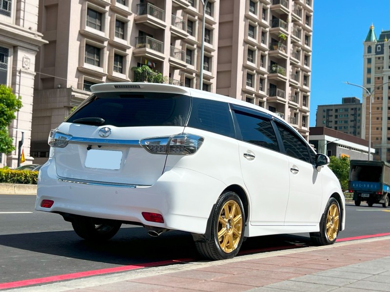 Toyota  Wish 《市場最佳首選》2013 Toyota Wish 2.0 經典款 只跑12萬公里 全車如新 豐田 7人座 5+2 MPV | 新北市汽車商業同業公會｜TACA優良車商聯盟｜中古、二手車買車賣車公會認證保固