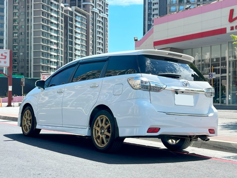 Toyota  Wish 《市場最佳首選》2013 Toyota Wish 2.0 經典款 只跑12萬公里 全車如新 豐田 7人座 5+2 MPV | 新北市汽車商業同業公會｜TACA優良車商聯盟｜中古、二手車買車賣車公會認證保固