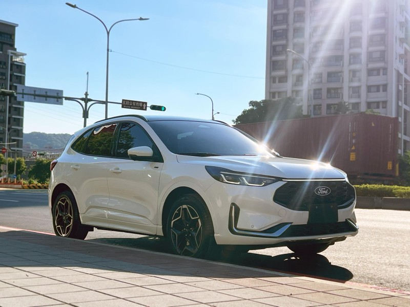 Ford/福特  Kuga 《跟新車只差價錢》2025式 Ford Kuga 2.0T AWD ST-Line 客車版 最新款 新車展間同款 SUV | 新北市汽車商業同業公會｜TACA優良車商聯盟｜中古、二手車買車賣車公會認證保固