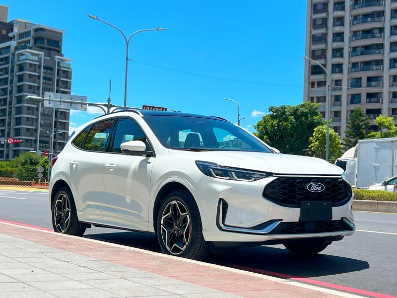 Ford/福特  Kuga 《跟新車只差價錢》2025式 Ford Kuga 2.0T AWD ST-Line 客車版 最新款 新車展間同款 SUV | 新北市汽車商業同業公會｜TACA優良車商聯盟｜中古、二手車買車賣車公會認證保固