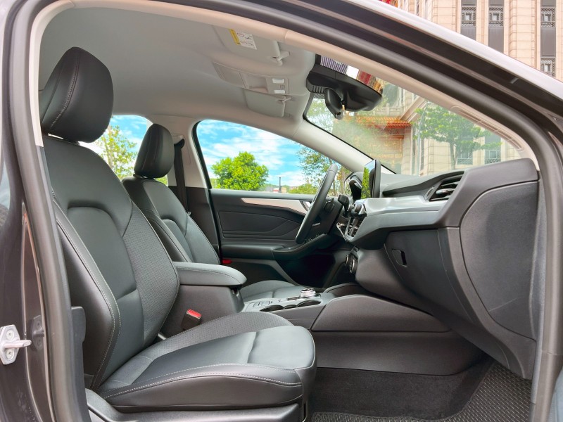 Ford/福特  Focus 《只跑4000公里》2022 Ford Focus 4D Lv2超質型 全台最漂亮 跟新車一樣 原廠保養 MK4 福特 | 新北市汽車商業同業公會｜TACA優良車商聯盟｜中古、二手車買車賣車公會認證保固