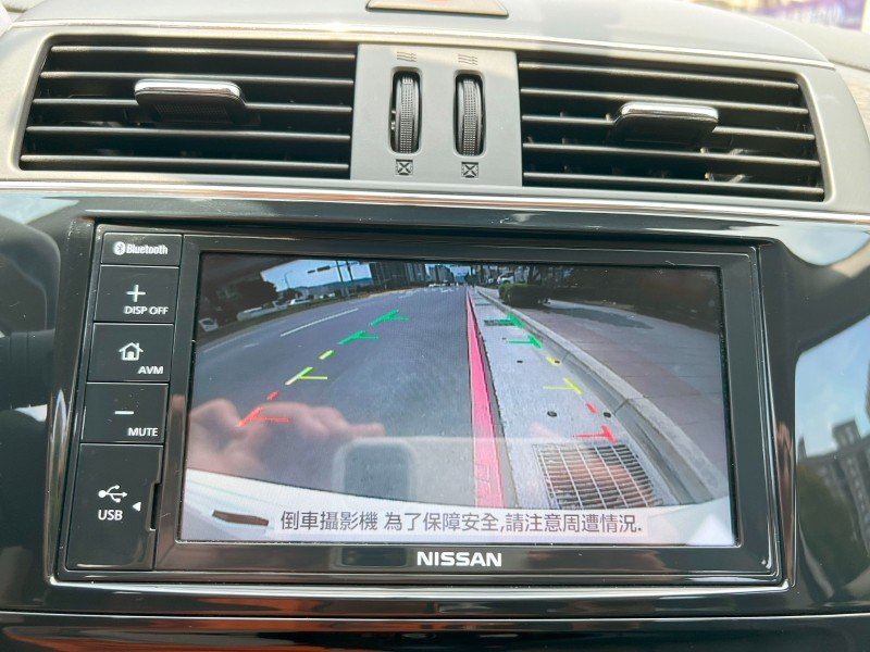 Nissan  Tiida 《代步買菜首選》2022 Nissan Tiida 5D 豪華版 超低里程 只跑3.8萬 全車如新 日產 鐵達 掀背車 | 新北市汽車商業同業公會｜TACA優良車商聯盟｜中古、二手車買車賣車公會認證保固