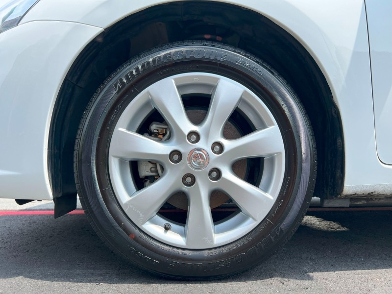 Nissan  Tiida 《代步買菜首選》2022 Nissan Tiida 5D 豪華版 超低里程 只跑3.8萬 全車如新 日產 鐵達 掀背車 | 新北市汽車商業同業公會｜TACA優良車商聯盟｜中古、二手車買車賣車公會認證保固