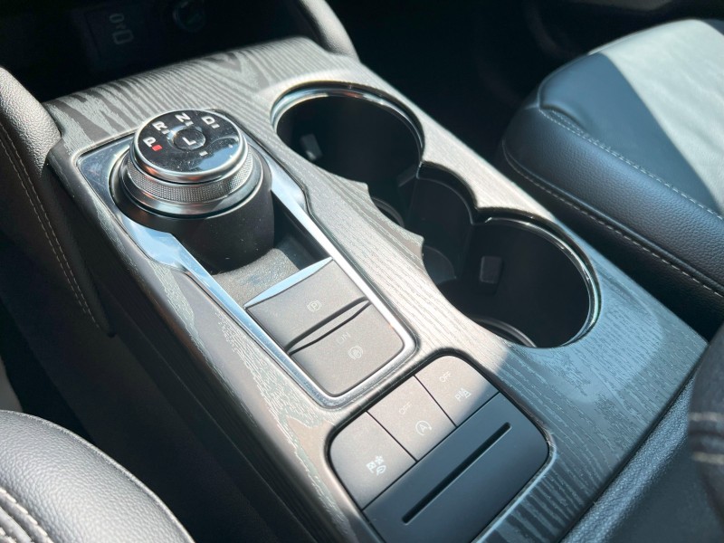 Ford/福特  Kuga 《LV2自動駕駛》2020 Ford Kuga 1.5 旗艦型 全車如新 只跑7萬公里 原廠保養 福特 熱門車 SUV | 新北市汽車商業同業公會｜TACA優良車商聯盟｜中古、二手車買車賣車公會認證保固