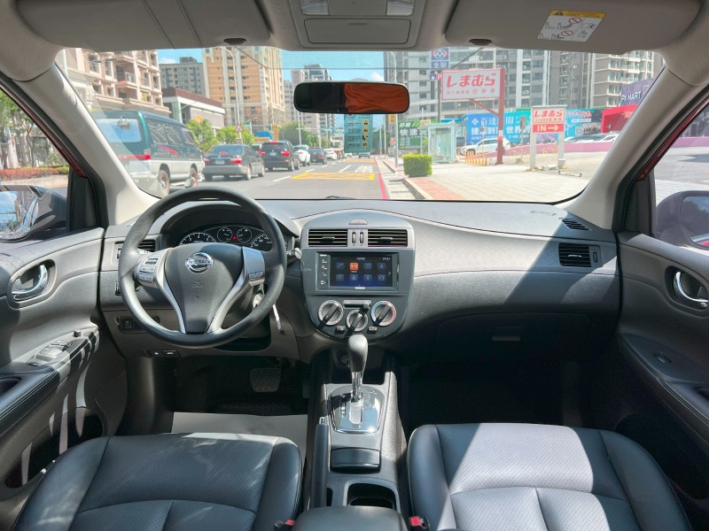 Nissan  Tiida 《代步買菜首選》2022 Nissan Tiida 5D 豪華版 超低里程 只跑2萬 全車如新 日產 鐵達 掀背車 | 新北市汽車商業同業公會｜TACA優良車商聯盟｜中古、二手車買車賣車公會認證保固