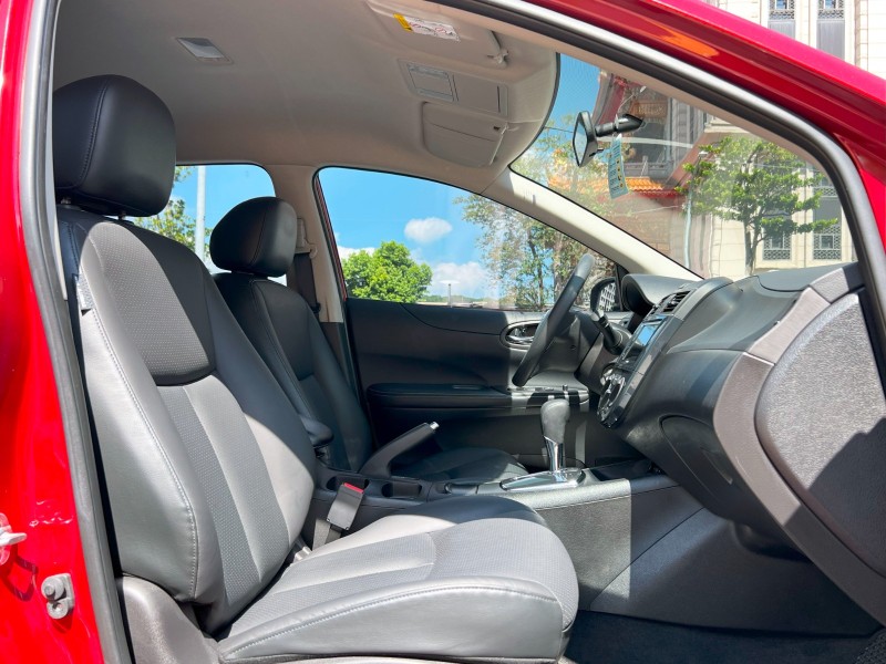 Nissan  Tiida 《代步買菜首選》2022 Nissan Tiida 5D 豪華版 超低里程 只跑2萬 全車如新 日產 鐵達 掀背車 | 新北市汽車商業同業公會｜TACA優良車商聯盟｜中古、二手車買車賣車公會認證保固