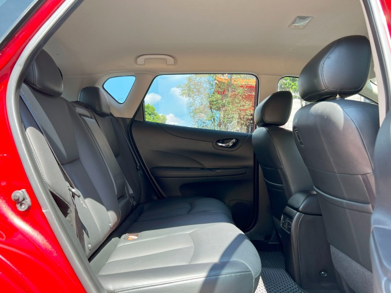 Nissan  Tiida 《代步買菜首選》2022 Nissan Tiida 5D 豪華版 超低里程 只跑2萬 全車如新 日產 鐵達 掀背車 | 新北市汽車商業同業公會｜TACA優良車商聯盟｜中古、二手車買車賣車公會認證保固
