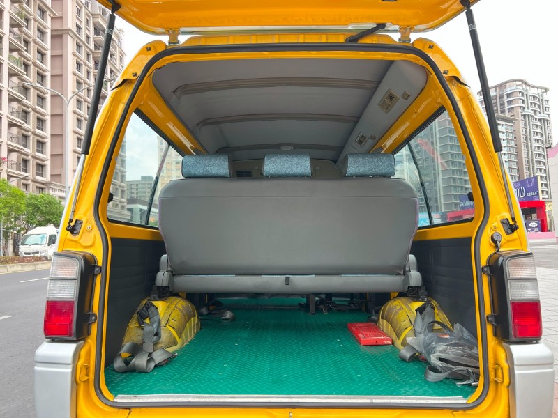 Mitsubishi  Delica 《極品車況》2016 Mitsubishi Delica 2.4 箱型車 得利卡 車況超讚 無待修 得利卡 商用車 三菱 | 新北市汽車商業同業公會｜TACA優良車商聯盟｜中古、二手車買車賣車公會認證保固