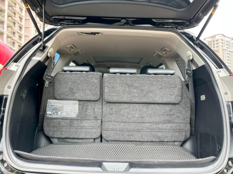 Toyota  Previa 《超讚七人座》2013 Toyota Previa 2.4豪華版 只跑13萬公里 全車超漂亮 MPV 多功能休旅車 豐田 | 新北市汽車商業同業公會｜TACA優良車商聯盟｜中古、二手車買車賣車公會認證保固