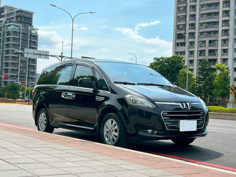 Luxgen  M7 Turbo EcoHyper 《全台最低里程》2018 Luxgen M7 Turbo ECO Hyper 3D安全豪華型 只跑6萬 納智捷 MPV | 新北市汽車商業同業公會｜TACA優良車商聯盟｜中古、二手車買車賣車公會認證保固