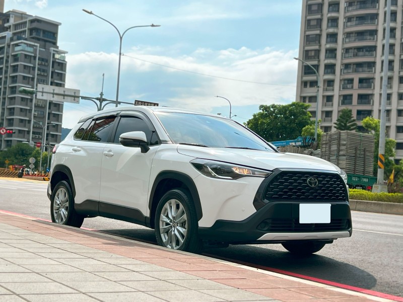 Toyota  Corolla Cross 《只跑1萬公里》2021 Toyota Corolla Cross 1.8豪華 原廠保養 全車超漂亮 豐田 CC SUV | 新北市汽車商業同業公會｜TACA優良車商聯盟｜中古、二手車買車賣車公會認證保固