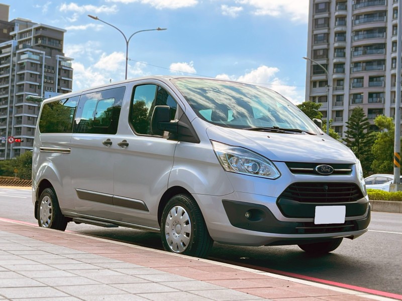 Ford/福特  Tourneo Custom 《全台最便宜》2017 Ford Tourneo Custom 尊爵型 9人座 旅行家 多功能休旅車 商務車 福特 | 新北市汽車商業同業公會｜TACA優良車商聯盟｜中古、二手車買車賣車公會認證保固