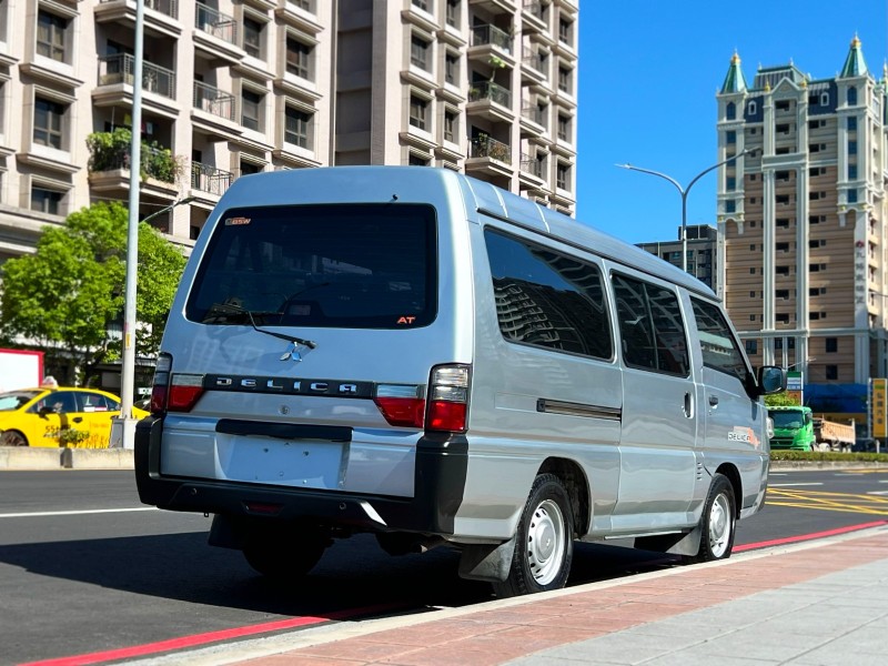 Mitsubishi  Delica 《8人座自排款》2020 Mitsubishi Delica 2.4 箱型車 得利卡 三菱 原廠保養 車況一流 商用車 | 新北市汽車商業同業公會｜TACA優良車商聯盟｜中古、二手車買車賣車公會認證保固