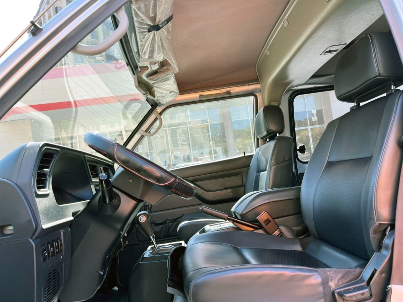 Mitsubishi  Delica 《8人座自排款》2020 Mitsubishi Delica 2.4 箱型車 得利卡 三菱 原廠保養 車況一流 商用車 | 新北市汽車商業同業公會｜TACA優良車商聯盟｜中古、二手車買車賣車公會認證保固