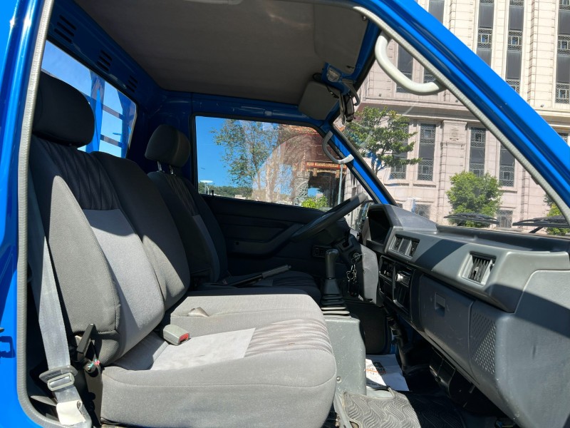 Mitsubishi  Delica 《雙折升降尾門》2017 Mitsubishi Delica 2.4 優質首選 免整理 直接上工賺錢 三菱 得利卡 貨車 | 新北市汽車商業同業公會｜TACA優良車商聯盟｜中古、二手車買車賣車公會認證保固
