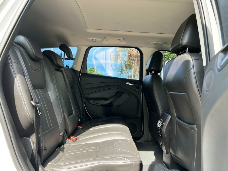 Ford/福特  Kuga 《全車超漂亮》2013 Ford Kuga 1.6頂級款 一手車 只跑10萬 原廠保養 全車超漂亮 休旅車 SUV 福特 | 新北市汽車商業同業公會｜TACA優良車商聯盟｜中古、二手車買車賣車公會認證保固