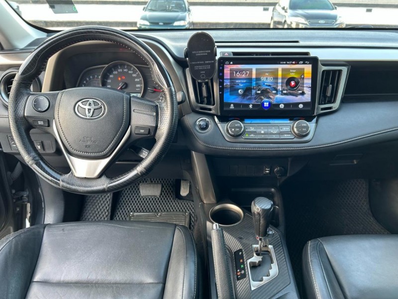 Toyota  RAV4 E-HI頂規加精裝 免鑰 安卓機 | 新北市汽車商業同業公會｜TACA優良車商聯盟｜中古、二手車買車賣車公會認證保固