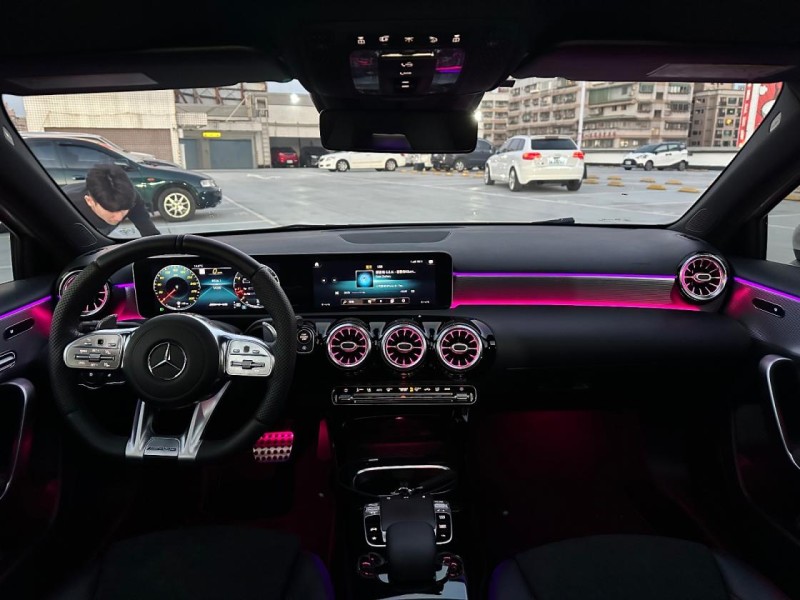 Mercedes-Benz/賓士   A-CLASS  A250 2020 Benz A250 AMG 4Matic | 新北市汽車商業同業公會｜TACA優良車商聯盟｜中古、二手車買車賣車公會認證保固