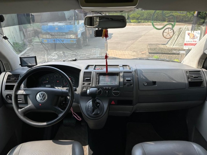 Volkswagen 福斯  T5 里程僅跑13萬 2007 Volkswagen T5 長軸 柴油自排 | 新北市汽車商業同業公會｜TACA優良車商聯盟｜中古、二手車買車賣車公會認證保固