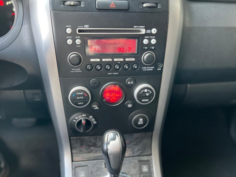 Suzuki  Grand Vitara 2011 suzuki grand vitara 2.4 | 新北市汽車商業同業公會｜TACA優良車商聯盟｜中古、二手車買車賣車公會認證保固