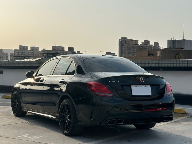 Mercedes-Benz/賓士   C-CLASS  C300 2015 Benz C300 | 新北市汽車商業同業公會｜TACA優良車商聯盟｜中古、二手車買車賣車公會認證保固