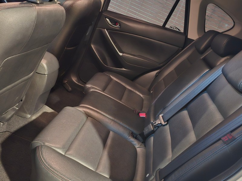 Mazda  CX-5 2015 MAZDA CX5 柴油 跑6萬公里 | 新北市汽車商業同業公會｜TACA優良車商聯盟｜中古、二手車買車賣車公會認證保固