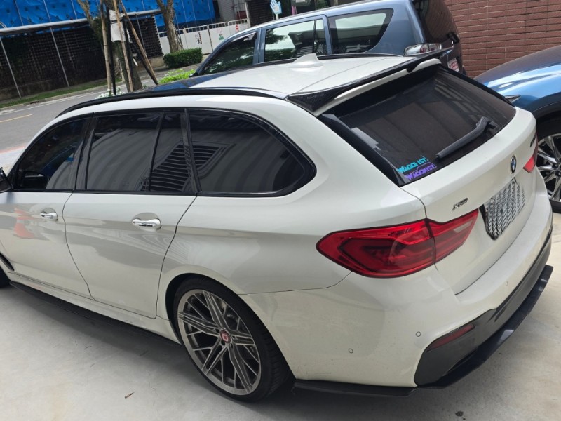BMW/ 寶馬  5 SERIES  530XI Touring 2018 BMW 530 Touring 全景天窗 | 新北市汽車商業同業公會｜TACA優良車商聯盟｜中古、二手車買車賣車公會認證保固