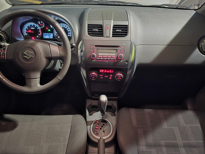 Suzuki  SX4 SUZUKI SX4 只跑一萬公里 原廠保養 | 新北市汽車商業同業公會｜TACA優良車商聯盟｜中古、二手車買車賣車公會認證保固