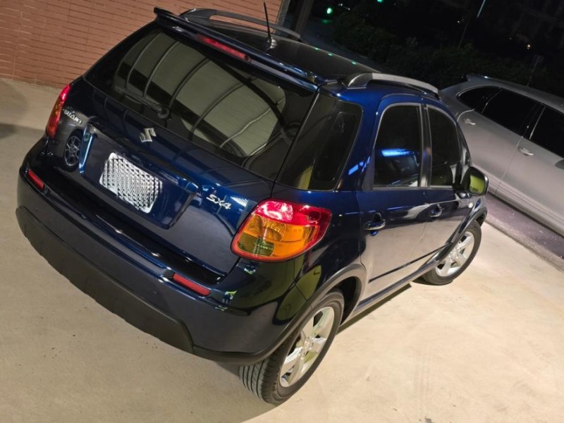 Suzuki  SX4 SUZUKI SX4 只跑一萬公里 原廠保養 | 新北市汽車商業同業公會｜TACA優良車商聯盟｜中古、二手車買車賣車公會認證保固