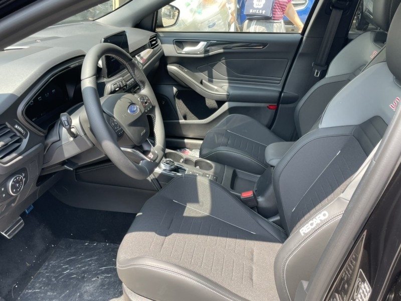 Ford/福特  Focus Ford Focus 2.3Ecoboost正ST (原廠認證中古車) | 新北市汽車商業同業公會｜TACA優良車商聯盟｜中古、二手車買車賣車公會認證保固