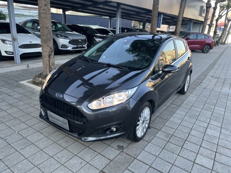 Ford 福特fiesta 17 Ford Fiesta 1 0l Ecoboost125 運動版 福特原廠中古車