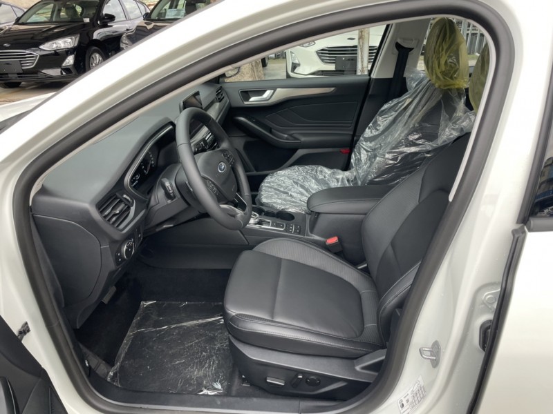 Ford/福特  Focus focus ecoboost 182 17 sla型 (原廠認證中古車) | 新北市汽車商業同業公會｜TACA優良車商聯盟｜中古、二手車買車賣車公會認證保固