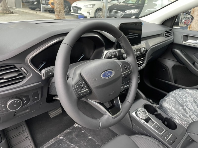 Ford/福特  Focus focus ecoboost 182 17 sla型 (原廠認證中古車) | 新北市汽車商業同業公會｜TACA優良車商聯盟｜中古、二手車買車賣車公會認證保固