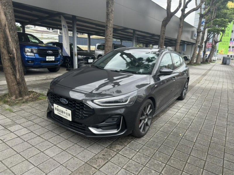 Ford/福特  Focus ford focus 1.5 hatchback st-line vignale | 新北市汽車商業同業公會｜TACA優良車商聯盟｜中古、二手車買車賣車公會認證保固
