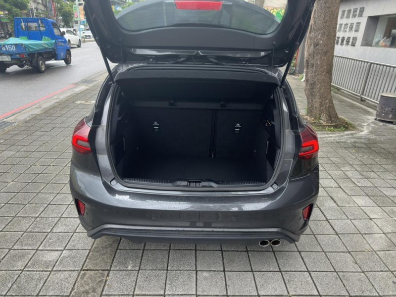 Ford/福特  Focus ford focus 1.5 hatchback st-line vignale | 新北市汽車商業同業公會｜TACA優良車商聯盟｜中古、二手車買車賣車公會認證保固