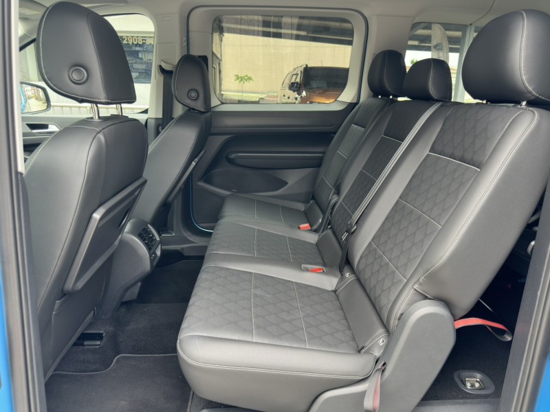 Ford/福特  TOURNEO CONNECT tourneo connect 旅玩家/藍(玩咖版) | 新北市汽車商業同業公會｜TACA優良車商聯盟｜中古、二手車買車賣車公會認證保固