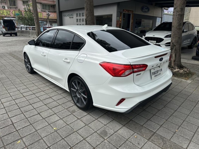 Ford/福特  Focus focus 4d st line lommel x  (原廠認證中古車) | 新北市汽車商業同業公會｜TACA優良車商聯盟｜中古、二手車買車賣車公會認證保固