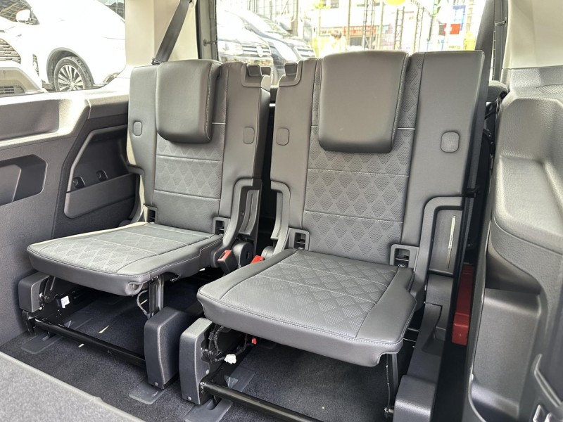 Ford/福特  TOURNEO CONNECT tourneo connect 旅玩家/灰(玩咖版) | 新北市汽車商業同業公會｜TACA優良車商聯盟｜中古、二手車買車賣車公會認證保固