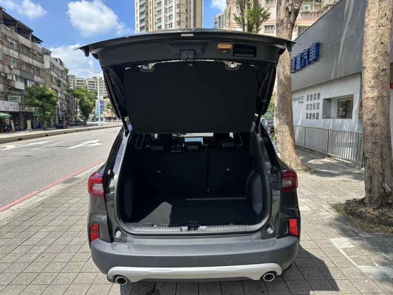 Ford/福特  Kuga 2025 Kuga 1.5 Vignale | 新北市汽車商業同業公會｜TACA優良車商聯盟｜中古、二手車買車賣車公會認證保固