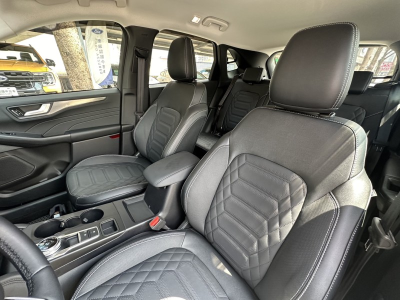 Ford/福特  Kuga 2025 Kuga 1.5 Vignale | 新北市汽車商業同業公會｜TACA優良車商聯盟｜中古、二手車買車賣車公會認證保固