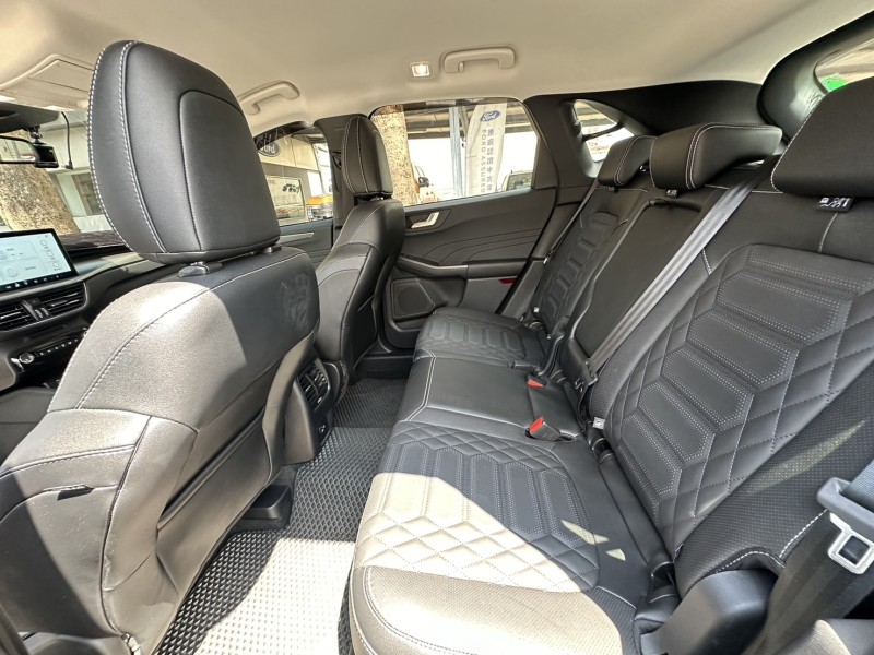 Ford/福特  Kuga 2025 Kuga 1.5 Vignale | 新北市汽車商業同業公會｜TACA優良車商聯盟｜中古、二手車買車賣車公會認證保固