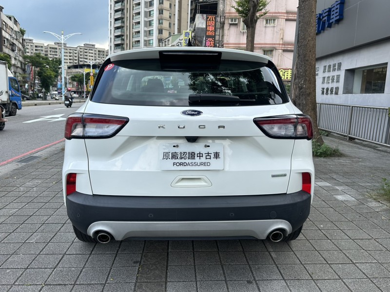 Ford/福特  Kuga Ford Kuga 2021款 21.5年式EcoBoost 180旗艦X  白色 | 新北市汽車商業同業公會｜TACA優良車商聯盟｜中古、二手車買車賣車公會認證保固